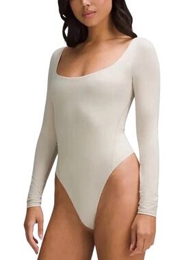 Lululemon Nulu Square Neck Long Sleeve Bodysuit Size S NWT Thong Neutral